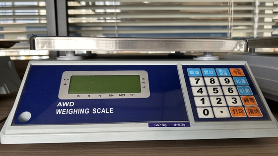 Scala digitale da 30 kg per bilanciere con batteria ricaricabile a 4 V e autonomia